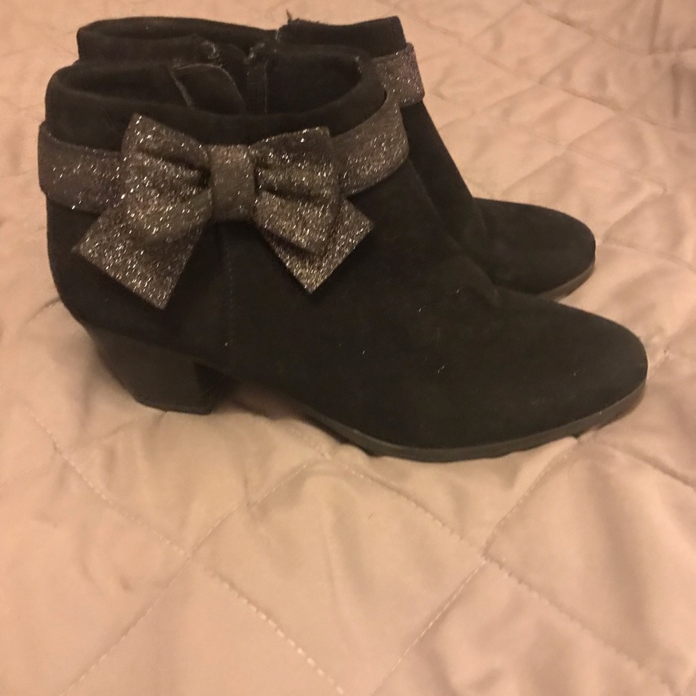Girls dress ankle boots size 2